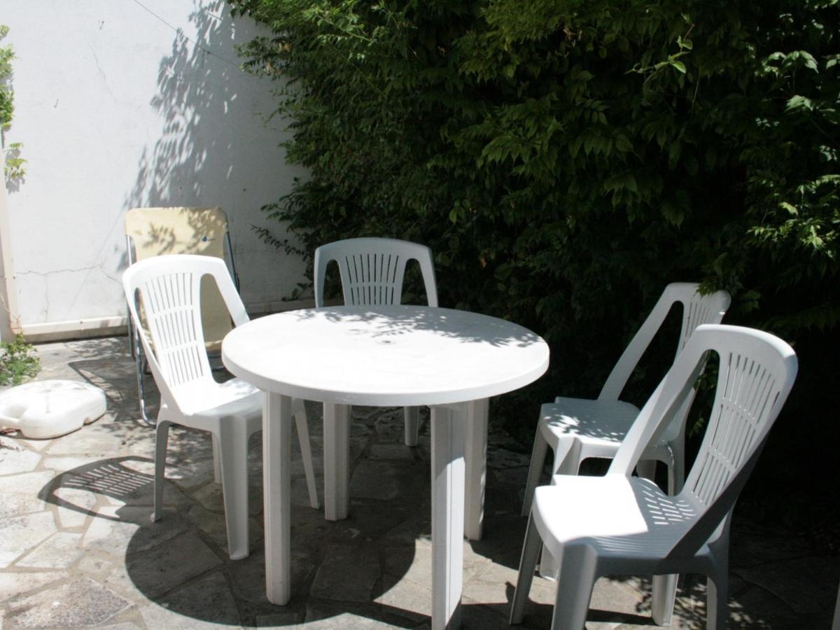 Maison Avec Courette A 450M De La Plage Et Proche Commerces - Tout Equipee - Fr-1-22-176 Ла-Транш-сюр-Мер Екстер'єр фото